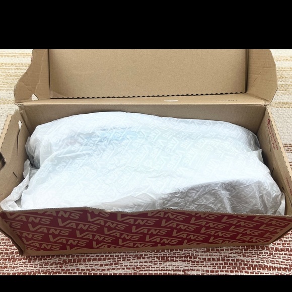 NEW VANS Authentic (Retro Mart) Multi/True White ✌🏻🤘🏻 - Picture 8 of 10